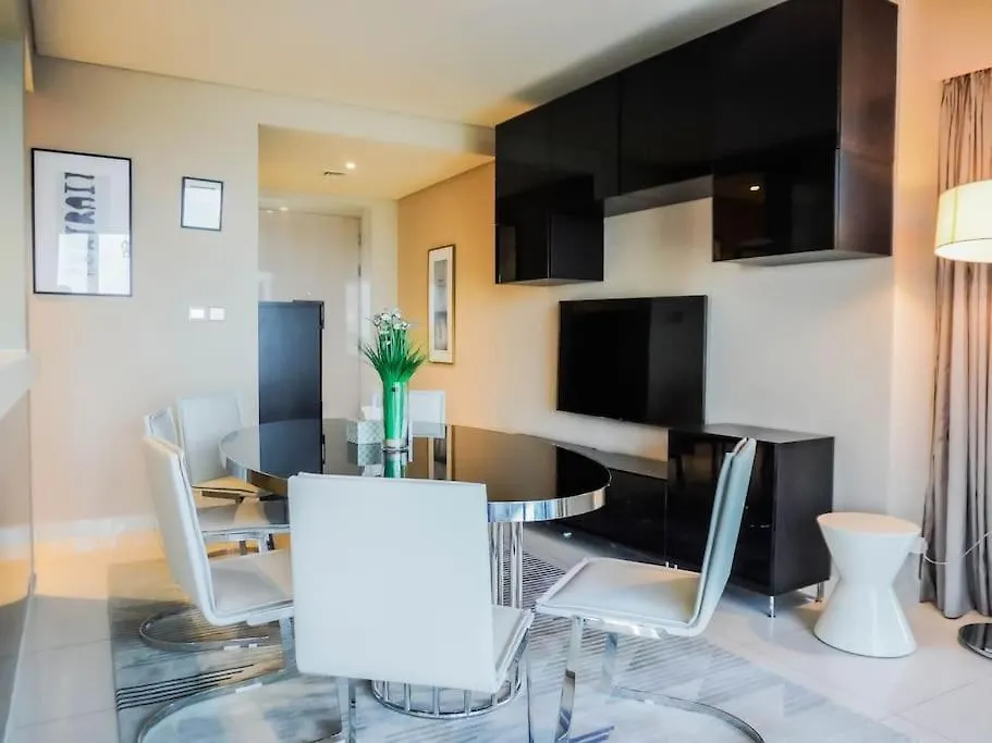 High Floor 2 Bedroom Apartment In Paramount Business Bay Dubai Holiday home
